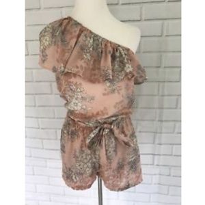 Mimi Chica One Shoulder Pink & White Ruffle Romer